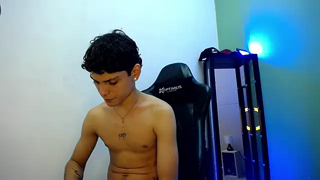 dilan hott  online show from 12, 1, 2026