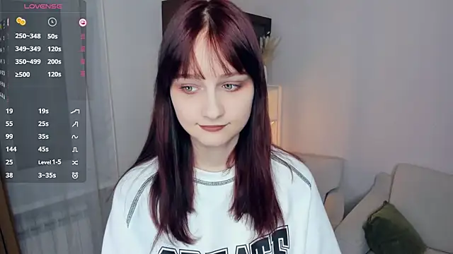 Snapshot of KatyKufel chatting on 7, 1, 2026 KatyKufel online show from 7, 1, 2026