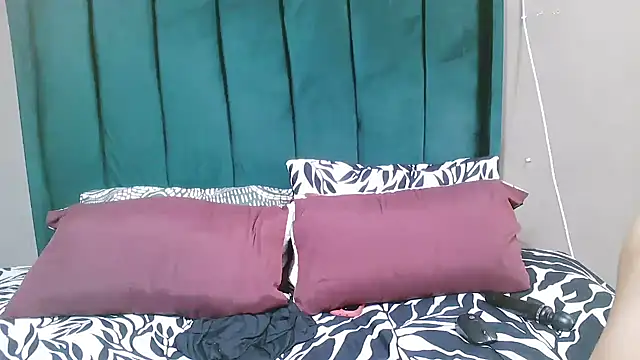 Lovecandy25x online show from 24, 9, 2025