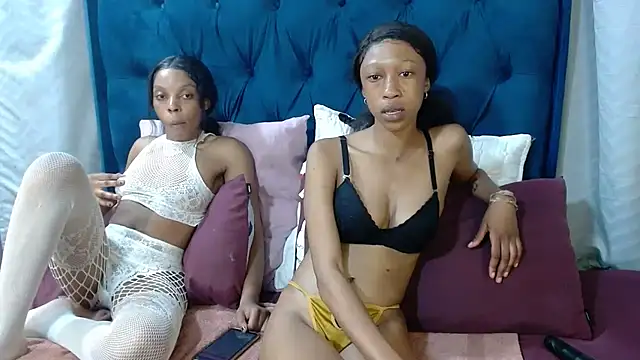 Lovecandy25x online show from 28, 10, 2025