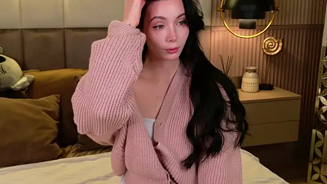 Goldy Stark online show from 10, 10, 2025