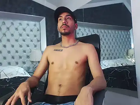 JhosuaCollins  online show from 24, 9, 2025