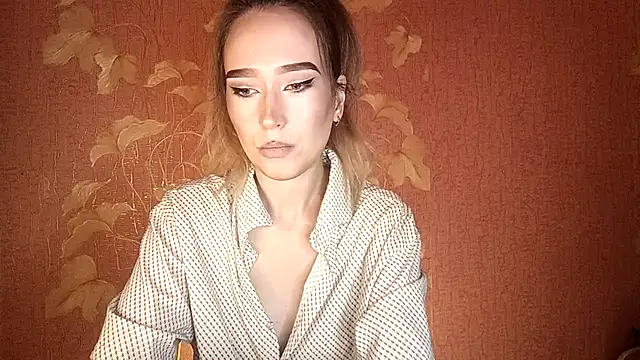 Awora Wolf online show from 20, 9, 2025