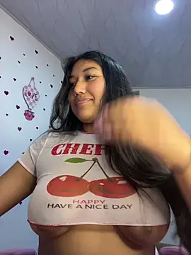 Snapshot of SharaRous chatting on 19, 2, 2026 SharaRous online show from 19, 2, 2026