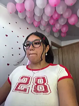 Snapshot of SharaRous chatting on 21, 3, 2026 SharaRous online show from 21, 3, 2026