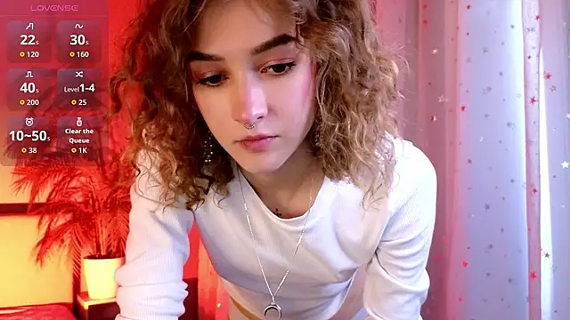 Snapshot of __grace__ chatting on 22, 9, 2025   grace   online show from 22, 9, 2025