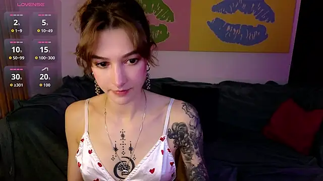 Snapshot of __grace__ chatting on 8, 10, 2025   grace   online show from 8, 10, 2025