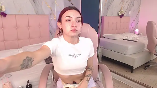 Red kytty6 online show from 9, 6, 2026