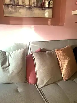 KloePink  online show from 18, 12, 2025