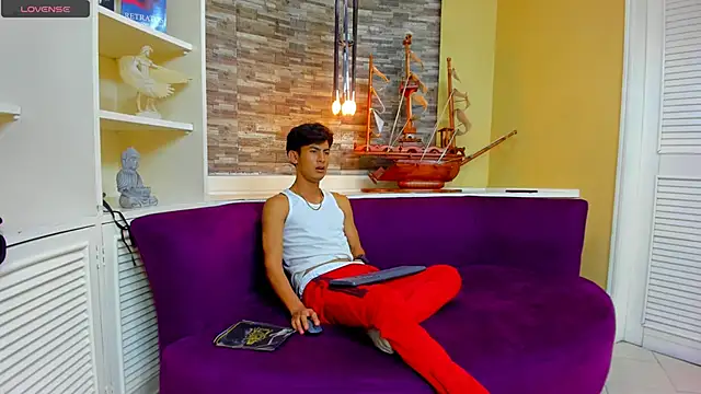 Snapshot of Holdme_Hot chatting on 13, 9, 2025 Holdme Hot online show from 13, 9, 2025