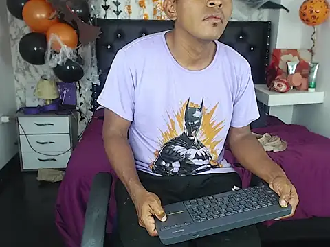 Adam Morgan2 online show from 23, 10, 2025