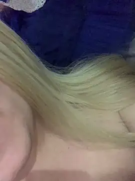 Snapshot of loiragoxtosinnha chatting on 25, 10, 2025 loiragoxtosinnha online show from 25, 10, 2025