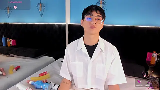 AleAurarashi online show from 10, 9, 2025