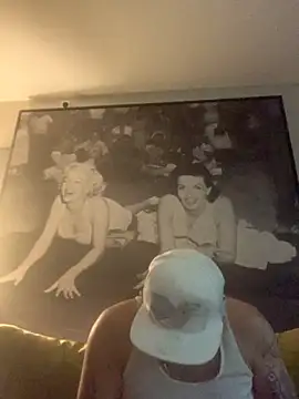 Hothotboyg online show from 13, 11, 2025