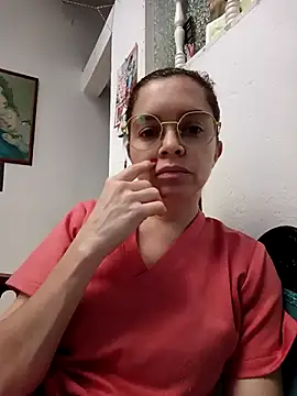 chiquitahot69 online show from 11, 9, 2025