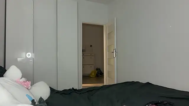 FluffySlutt online show from 9, 10, 2025