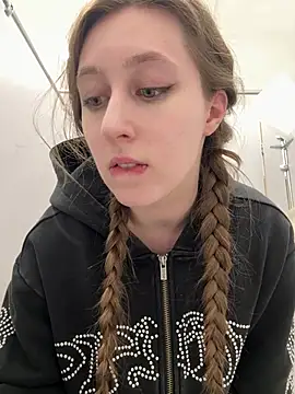 FroggyAnna online show from 10, 6, 2026