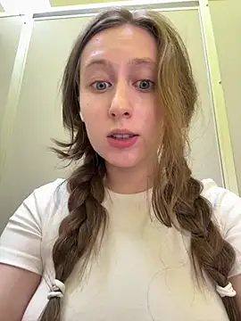 FroggyAnna online show from 30, 6, 2026