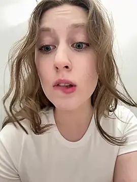 FroggyAnna online show from 4, 7, 2026