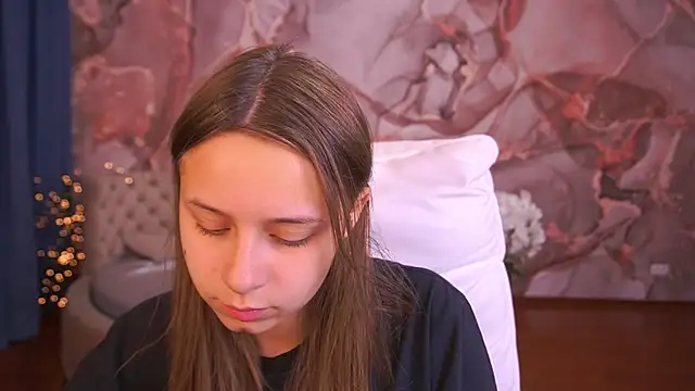 AnnaPearl online show from 3, 10, 2025