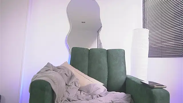 Snapshot of a_Malgosia_mako chatting on 5, 10, 2025 a Malgosia mako online show from 5, 10, 2025