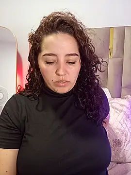 LoanaSantos online show from 21, 11, 2025