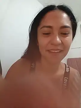Liahdiaz  online show from 14, 5, 2026