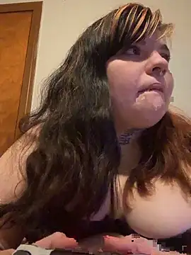 Snapshot of juicygoth chatting on 11, 10, 2025 juicygoth online show from 11, 10, 2025