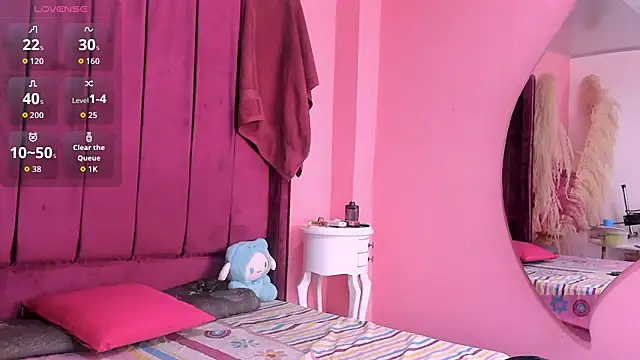 Rihanna hotx online show from 13, 9, 2025