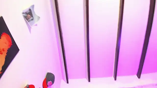 Snapshot of Rihanna_hotx chatting on 4, 2, 2026 Rihanna hotx online show from 4, 2, 2026