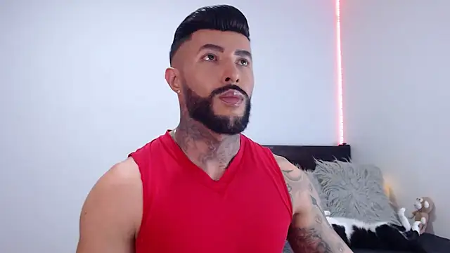 andrea de lucaa online show from 24, 9, 2025