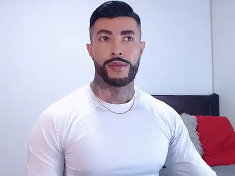 andrea de lucaa online show from 9, 11, 2025