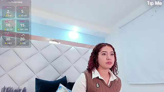 megannherrera online show from 26, 4, 2026