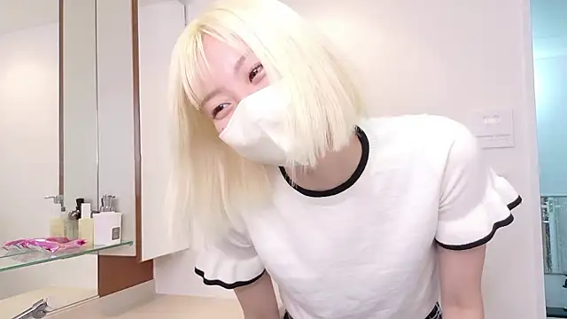 Snapshot of Nana__ch chatting on 4, 7, 2026 Nana ch online show from 4, 7, 2026