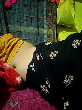 Snapshot of Komal-741 chatting on 8, 10, 2025 Komal-741 online show from 8, 10, 2025