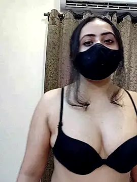 sexy aaliya hamidi online show from 26, 9, 2025