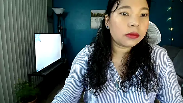 SHEILYN  online show from 13, 5, 2026
