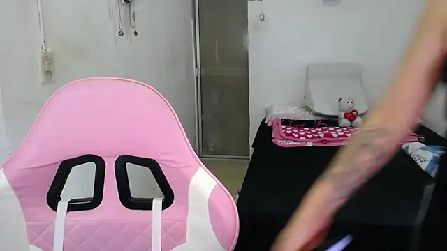 Amber09raiden online show from 8, 10, 2025