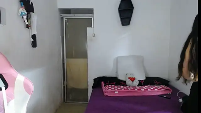 Amber09raiden online show from 11, 10, 2025