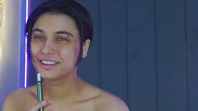 VioletAsh online show from 9, 10, 2025