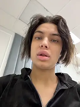 VioletAsh online show from 3, 2, 2026