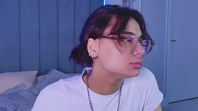 VioletAsh online show from 23, 6, 2026