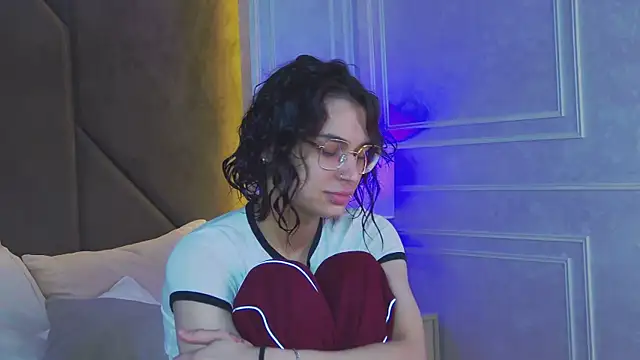 VioletAsh online show from 9, 7, 2026