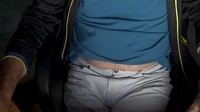 Snapshot of velikifant7 chatting on 14, 11, 2025 velikifant7 online show from 14, 11, 2025