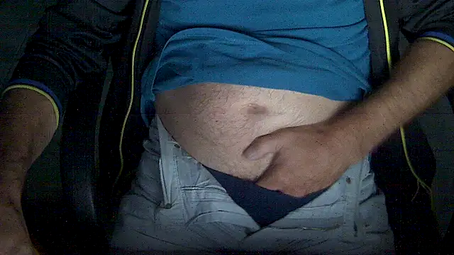 Snapshot of velikifant7 chatting on 15, 11, 2025 velikifant7 online show from 15, 11, 2025