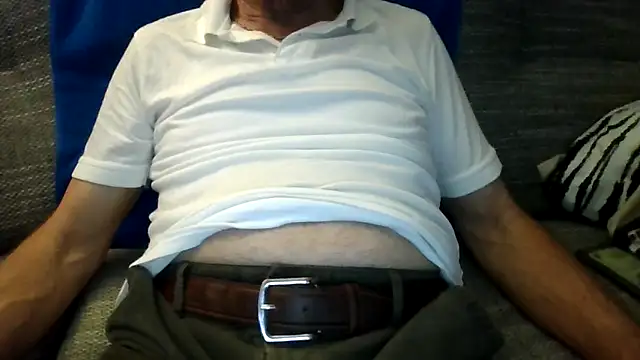 Snapshot of velikifant7 chatting on 7, 1, 2026 velikifant7 online show from 7, 1, 2026