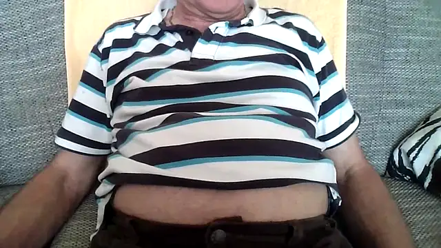 Snapshot of velikifant7 chatting on 28, 2, 2026 velikifant7 online show from 28, 2, 2026