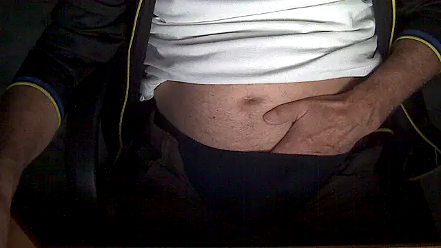 Snapshot of velikifant7 chatting on 3, 3, 2026 velikifant7 online show from 3, 3, 2026