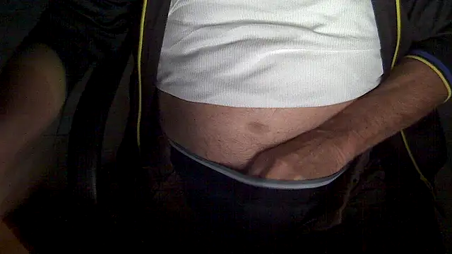 Snapshot of velikifant7 chatting on 13, 3, 2026 velikifant7 online show from 13, 3, 2026