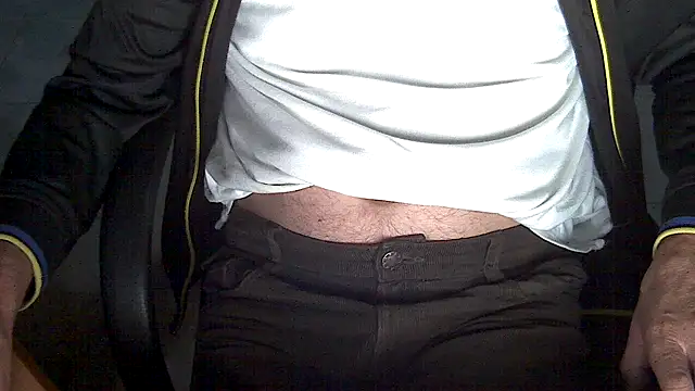 Snapshot of velikifant7 chatting on 15, 3, 2026 velikifant7 online show from 15, 3, 2026